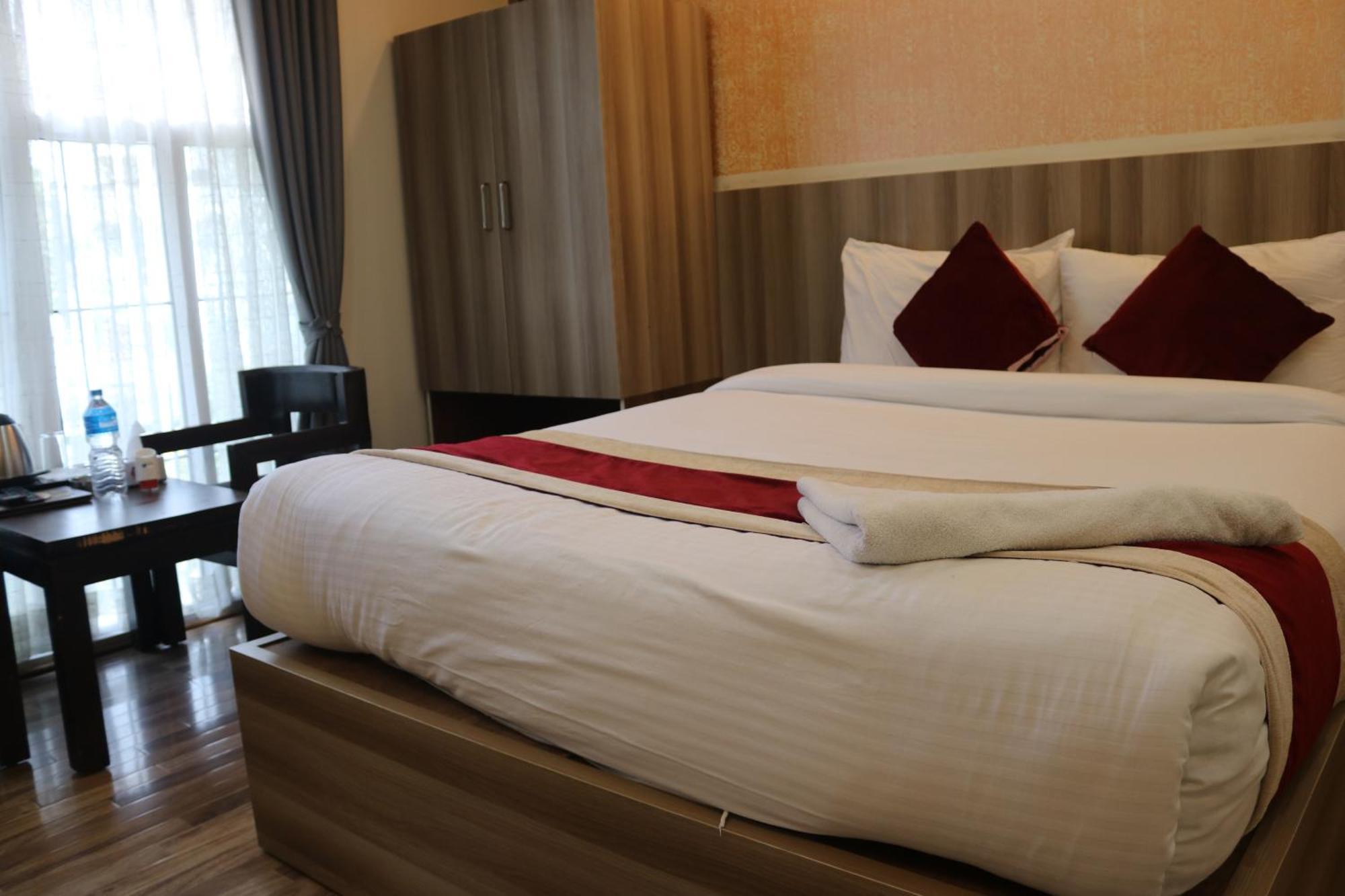 Hotel Royal Emperor Katmandu Eksteriør bilde